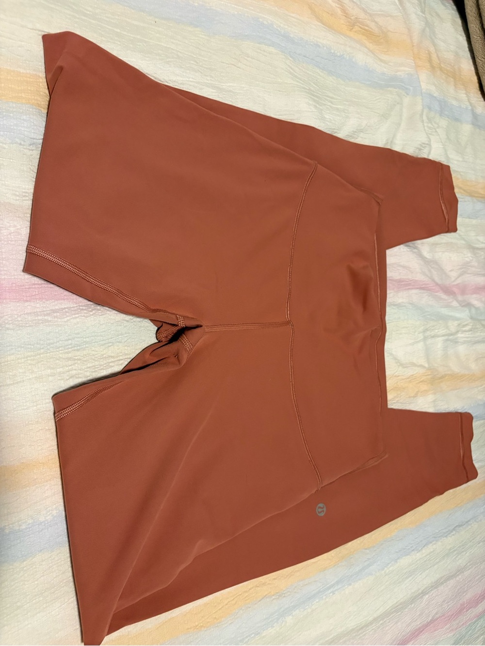 lululemon athletica 28’ wunder under